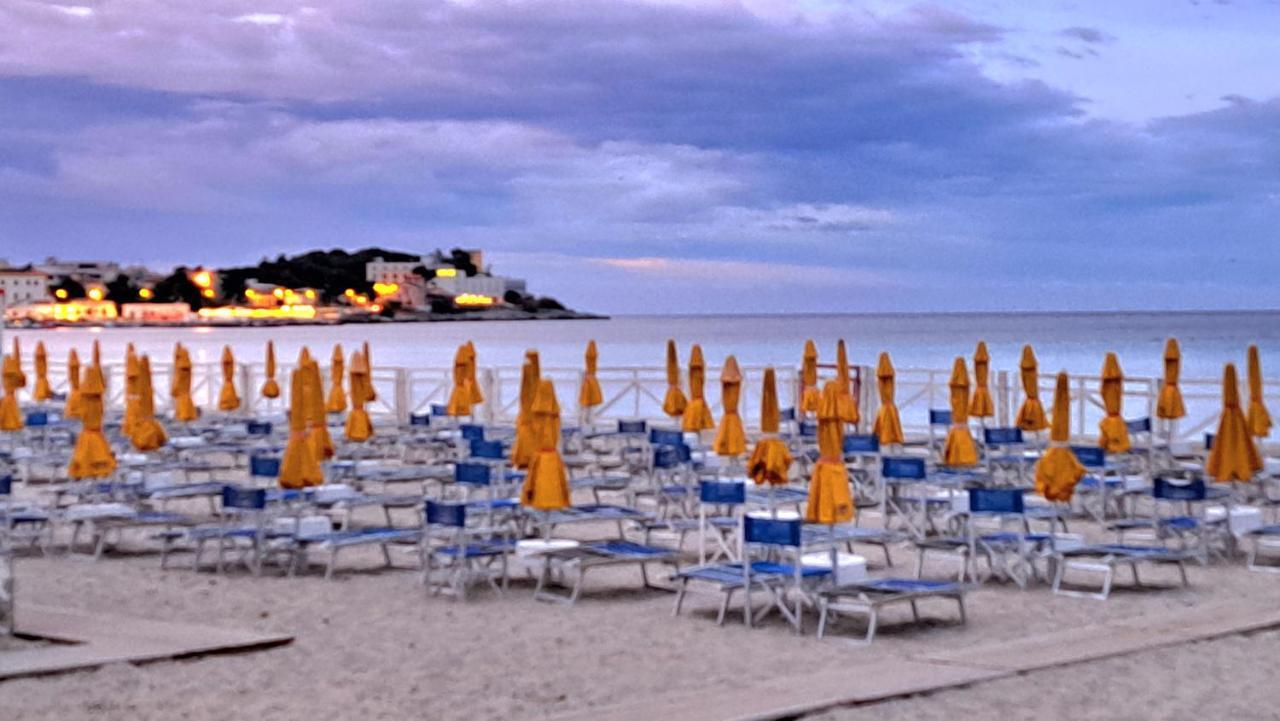Mansarda Beach Mondello Palermo Esterno foto